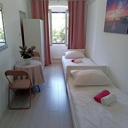 Soba Arena Hotel พูลา ภายนอก รูปภาพ